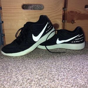 Nike Lunar Tempo 2 Sneakers